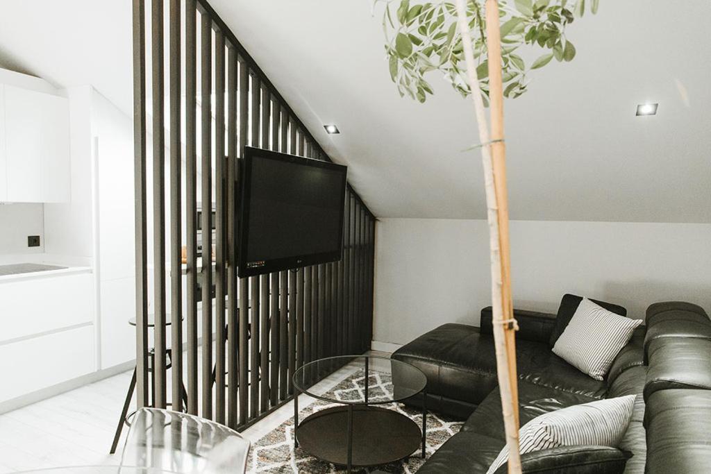 Mk77 Leon - Atiko Apartment Екстериор снимка